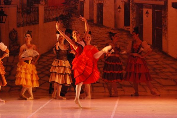 El Ballet Clásico y Moderno Municipal de Asunción prepara el Summer Course  Internacional 2020