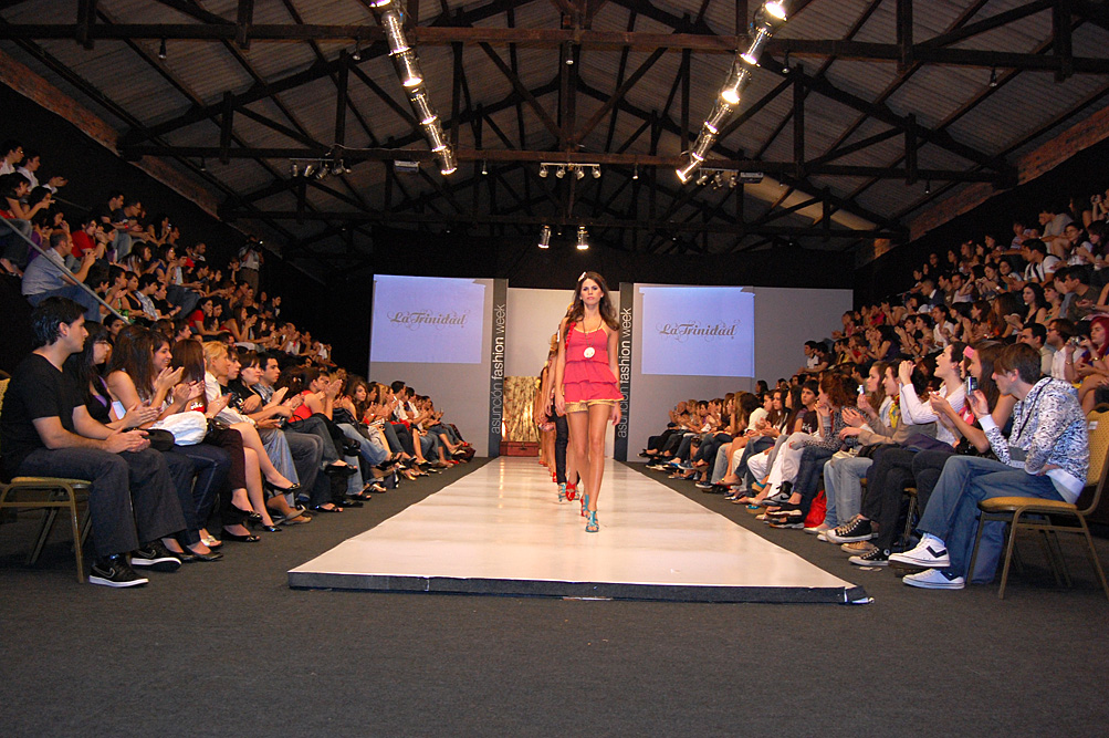 Asunción Fashion Week celebra sus 15 años de moda en Paraguay