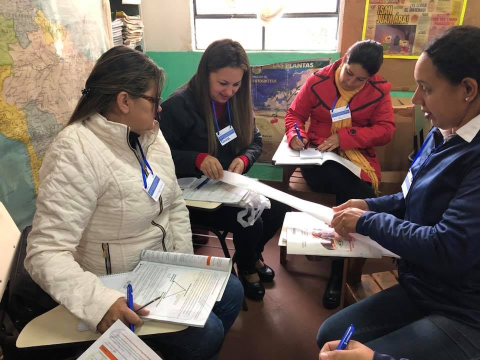 Educadores de todo país prosiguen con las capacitaciones