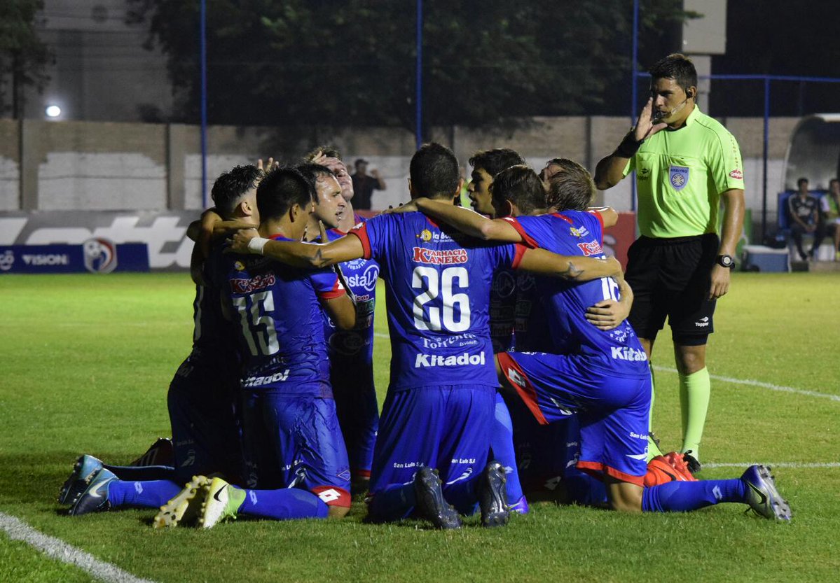 Independiente goleó a Libertad en el inicio de la décima fecha del Apertura